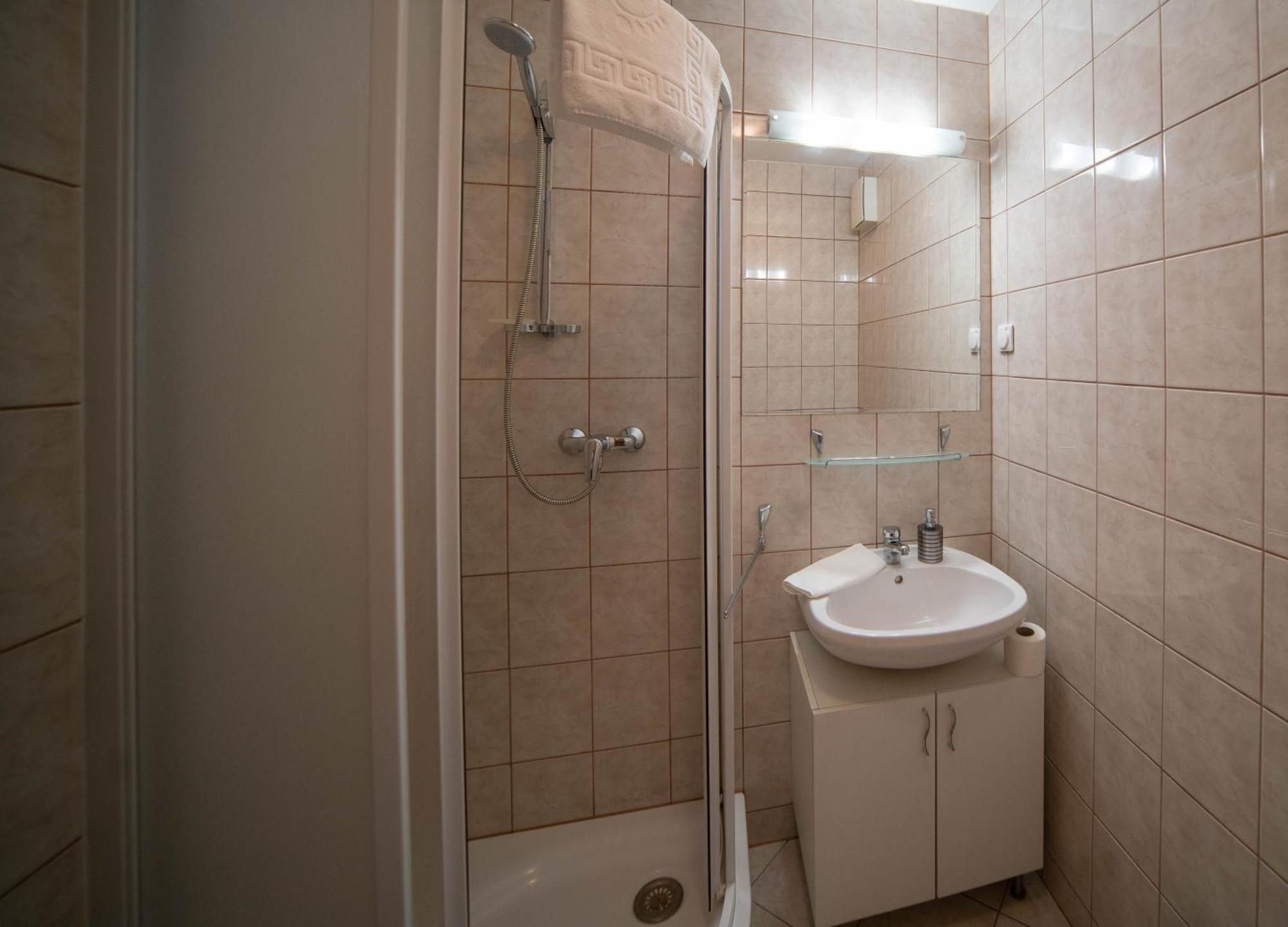 Free Parking- Gellert View Apartment 4Ppl 부다페스트 외부 사진